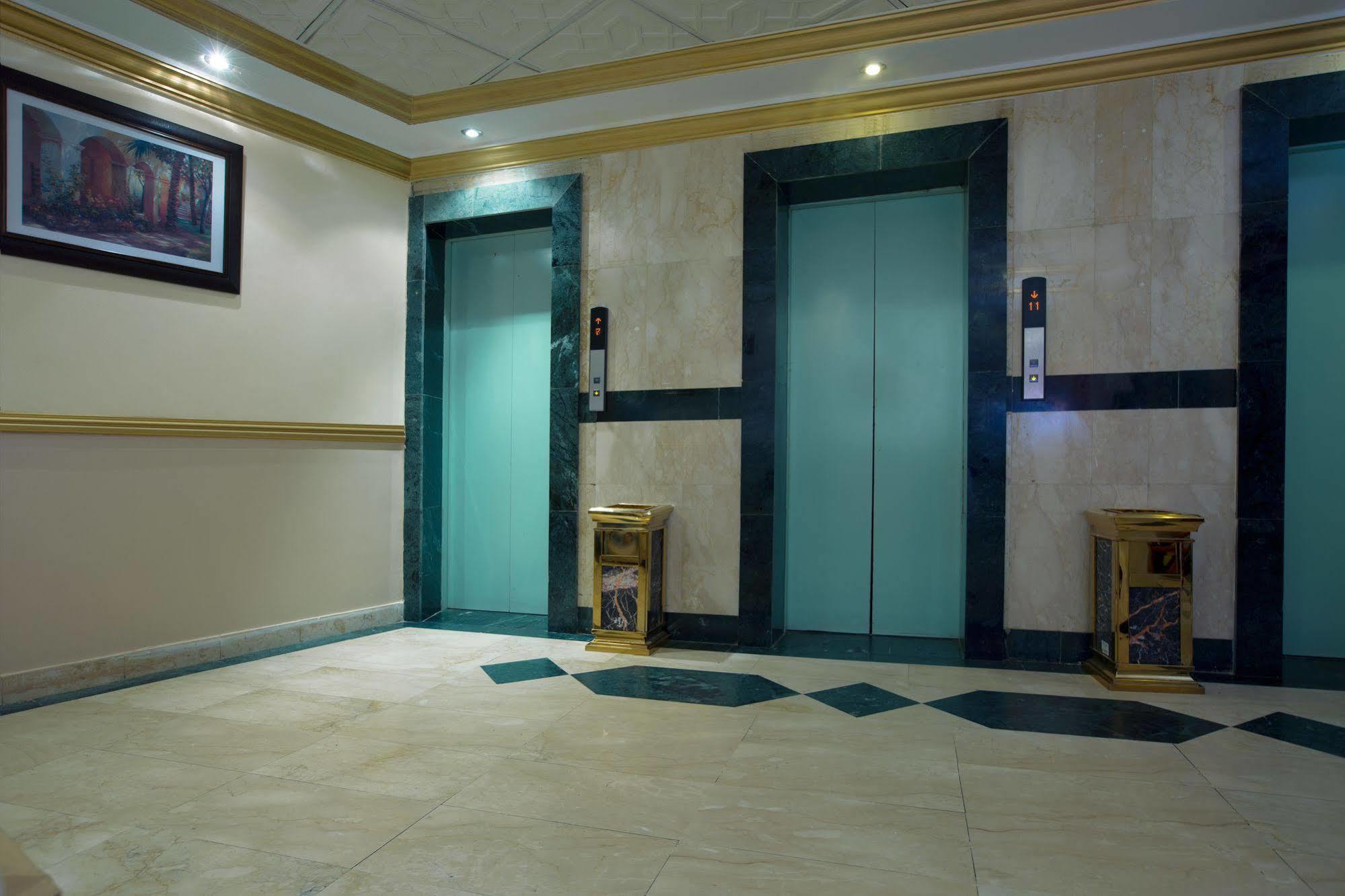 Nawazi Ajyad Hotel Mekka Exteriör bild
