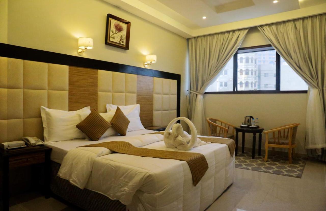 Nawazi Ajyad Hotel Mekka Exteriör bild